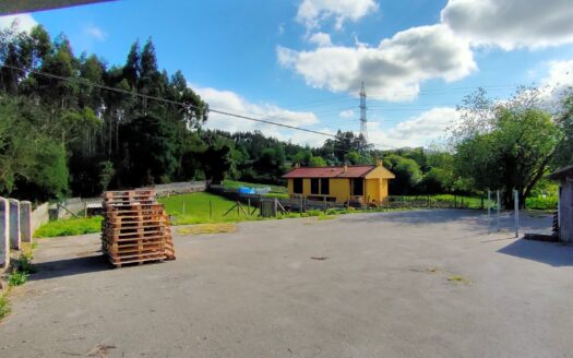 Finca edificable en Castrillón, sita en La Cruz de Illas.