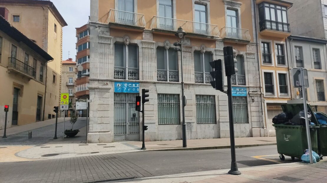 Finca edificable en Castrillón, sita en La Cruz de Illas.