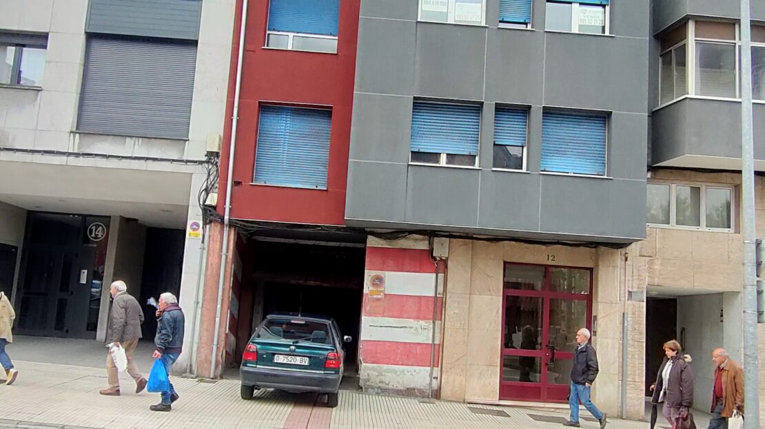 Garaje en venta en la zona del Arbolón (Avilés).