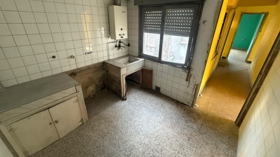 Edificio sito en Trasona (Avilés)