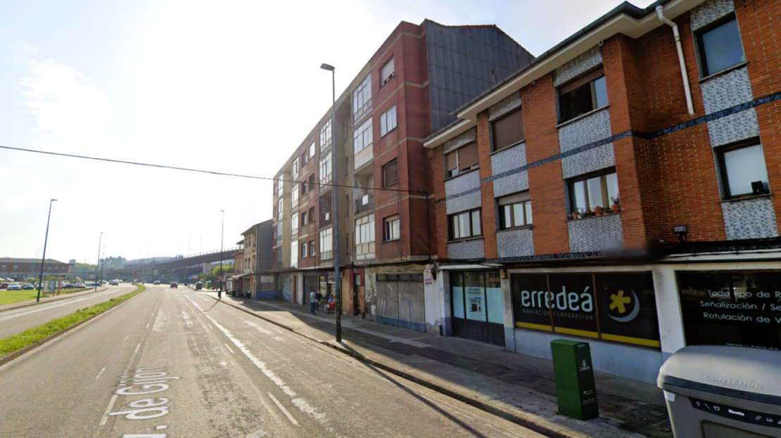 Edificio sito en Trasona (Avilés)