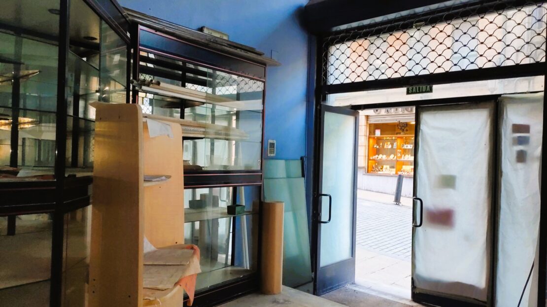 Local comercial situado en el centro de Avilés.