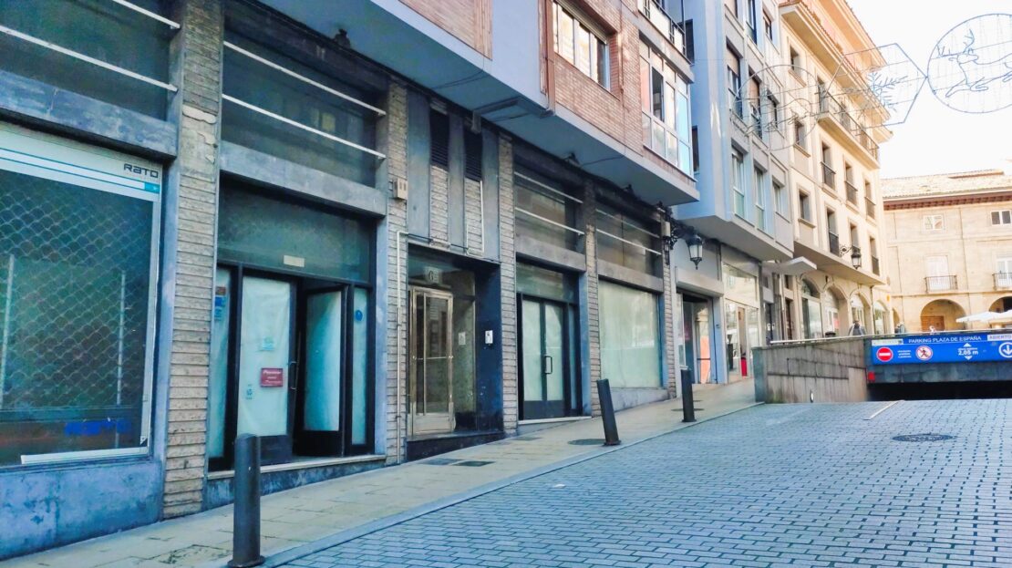 Local comercial situado en el centro de Avilés.