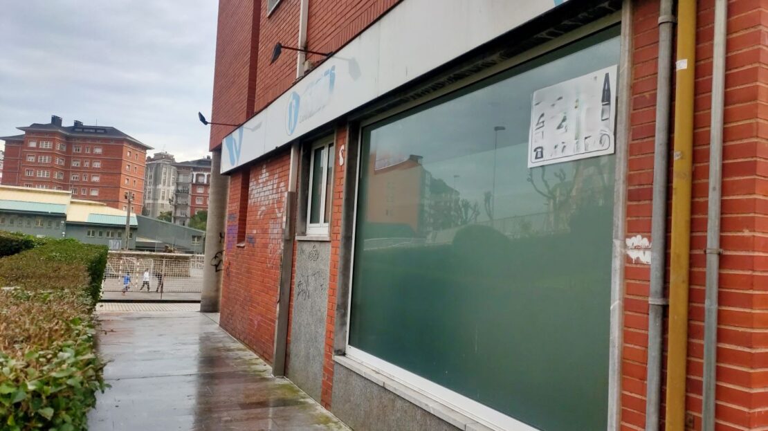 Alquiler de local profesional comercial en Avilés.