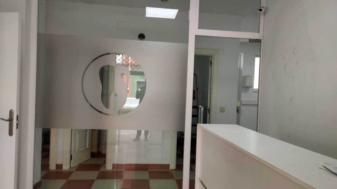 Alquiler de local profesional comercial en Avilés.