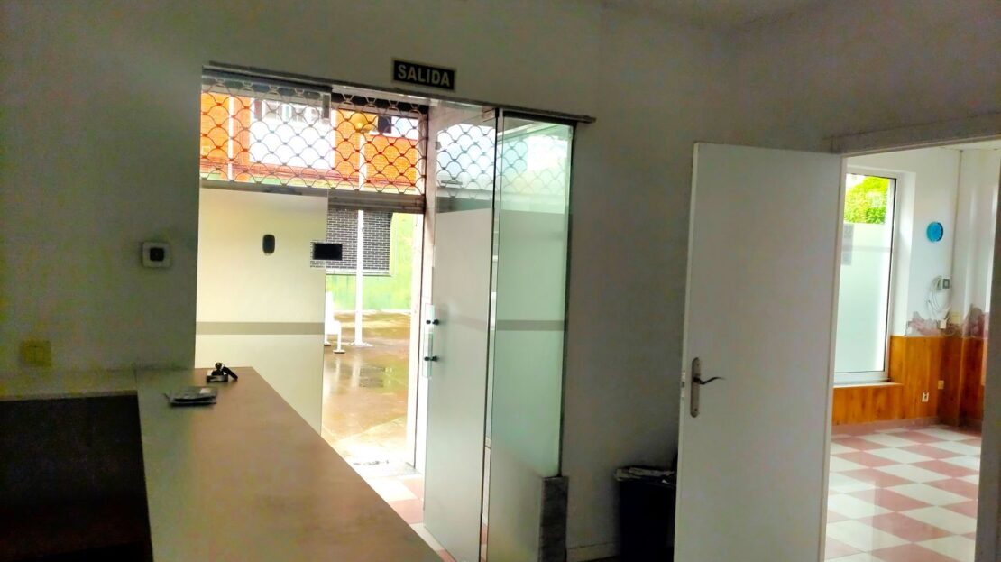 Alquiler de local profesional comercial en Avilés.