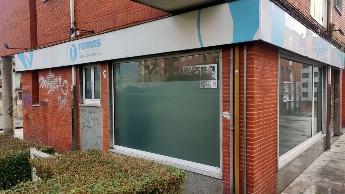 Alquiler de local profesional comercial en Avilés.